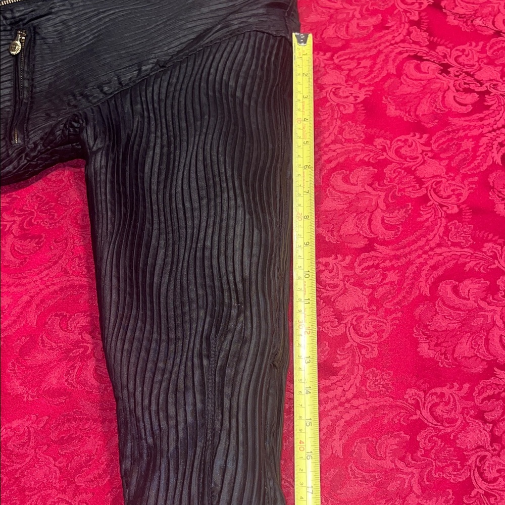 Vintage, New WOT Versace Black Quilted Zip-Front Moto Jacket with Gold Hardware - Picture 15 of 16